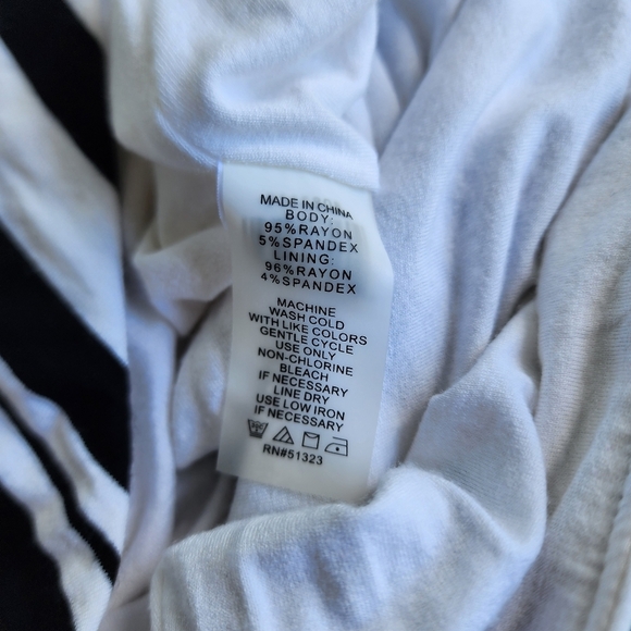 Vince Camuto Women’s Striped Pencil Midi Skirt White Black Jersey Stretch Raw XS - Picture 5 of 10